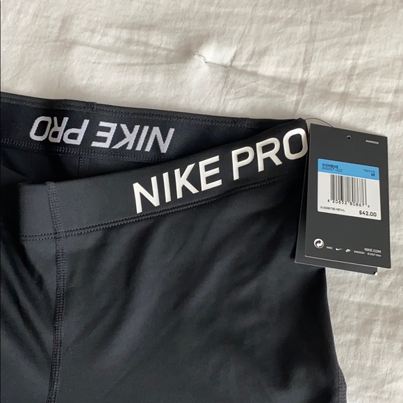 Nike Pro Cropped Leggings - Picture 2 of 7